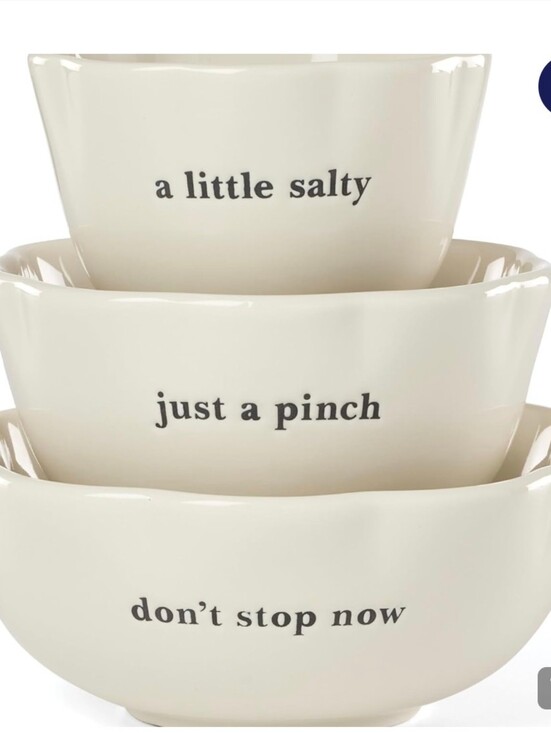 kate spade Other - NWT kate spade What a Treat Ceramic Nesting Bowls in Cream - Set of 3